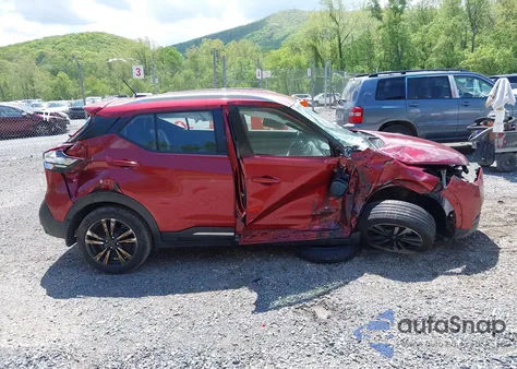 2019 Nissan Kicks Sr from USA, damaged, VIN 3N1CP5CU2KL493953